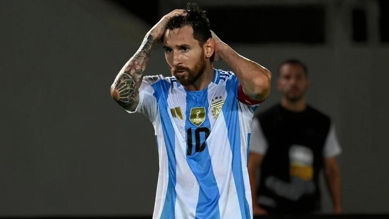 Messi foi campeão do mundo com a Argentina em 2022 (Foto: JUAN BARRETO/AFP)