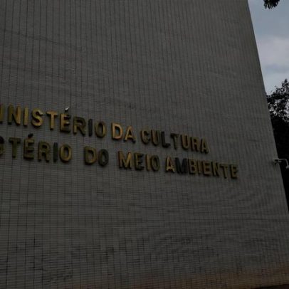 Interdição parcial da Esplanada dos Ministérios após suspeita de bomba
