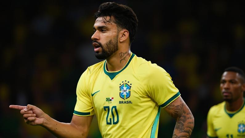 Diretor do Flamengo diz que Danilo e Paquetá estão um pouco abaixo na seleção