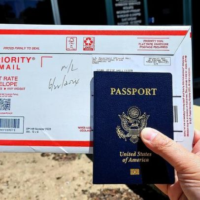 Quase um milhão de passaportes e IDs com foto ficaram expostos na internet