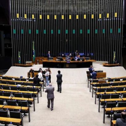 Pautas importantes para o eleitor estão travadas no Congresso