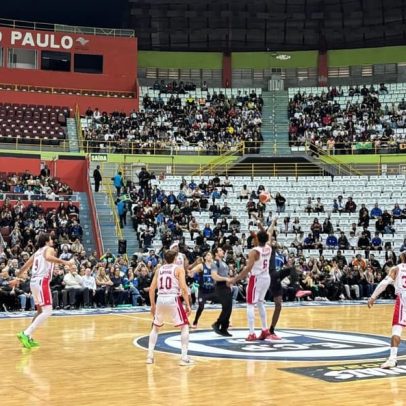 Pinheiros vence Franca com emoção e evita varrida na final do NBB