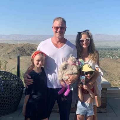 Rebecca Gayheart marca seu primeiro Dia dos Pais desde a morte de Eric Dane