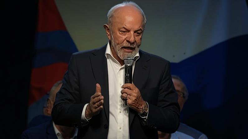 Lula vai ao Sul entregar últimas obras antes do período eleitoral