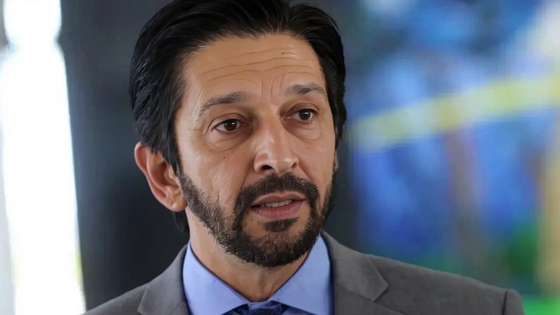 Ricardo Nunes diz que contrato foi revisado e nenhuma irregularidade foi encontrada. (Foto: Wilson Dias/Agência Brasil)