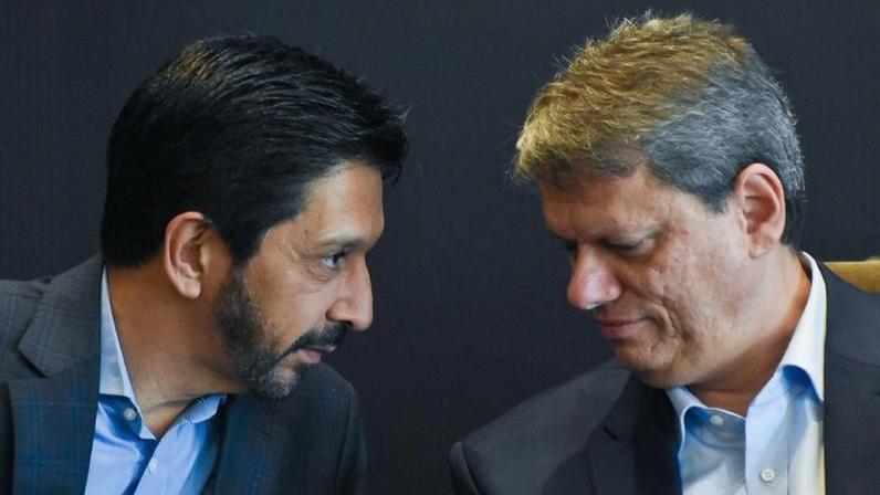 Ricardo Nunes (MDB) e Tarcísio de Freitas (Republicanos)