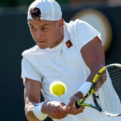 Holger Rune adia retorno ao circuito e não disputará Wimbledon