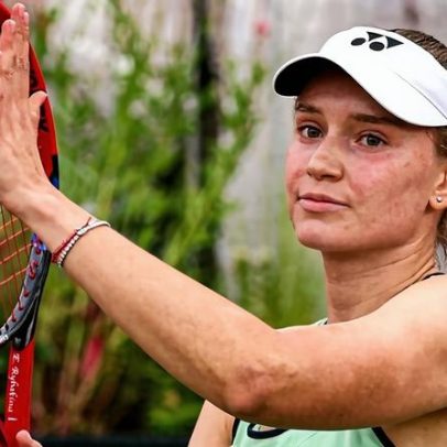 Rybakina estreia e busca reduzir diferença para Sabalenka