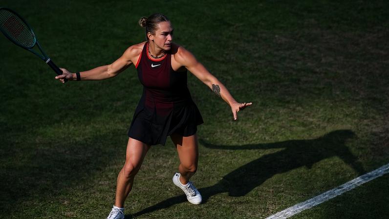 Sabalenka estreia temporada de grama com vitória em Berlim
