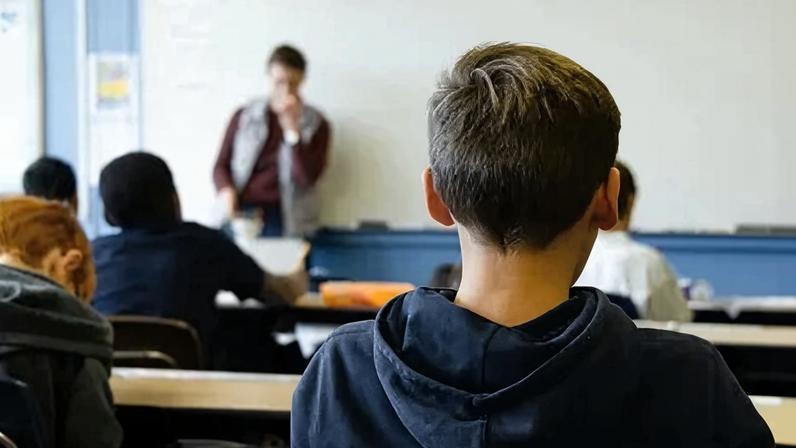 Manaus lança programa especializado para alunos superdotados
