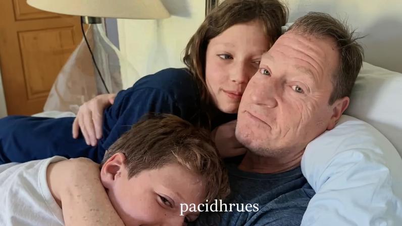 Savannah Guthrie elogia o marido herói Michael Feldman pelo Dia dos Pais