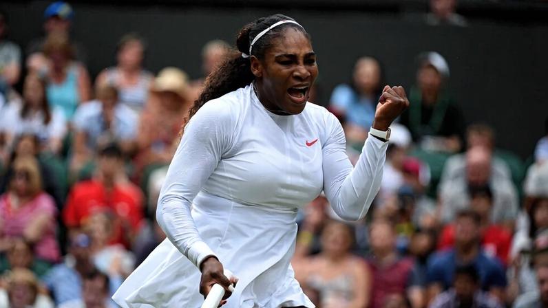 Serena Williams joga simples em Wimbledon aos 44 anos após convite
