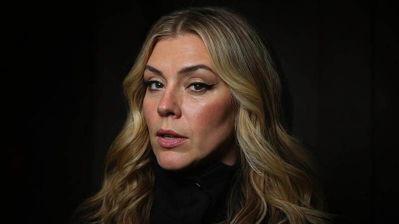 Simony afirma ter vendido bens para financiar tratamento de câncer no intestino