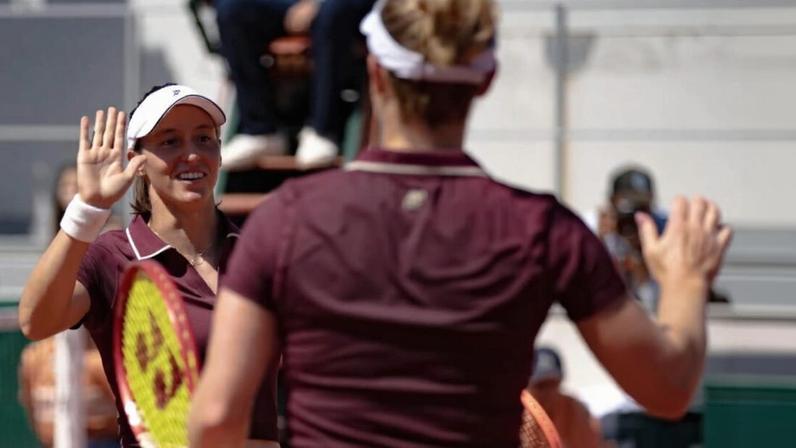 Luísa Stefani e Gabriela Dabrowski (Foto: Nora Stankovic)