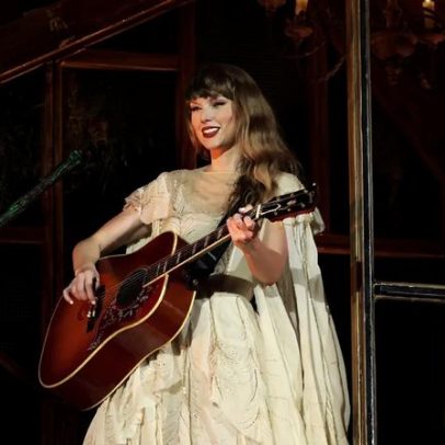 Taylor Swift volta às rádios country