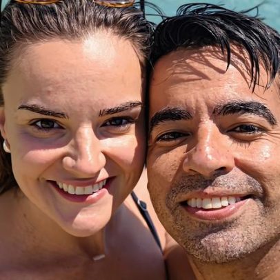 Ex-ator mirim e ex-paquita revelam álbum de viagem romântica à Grécia