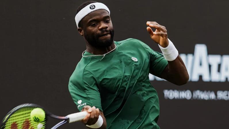 Shelton e Fritz vencem estreia em Halle; Tiafoe avança às quartas