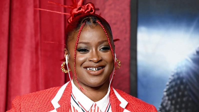 Tierra Whack critica críticos em novos singles Totem e Wax Paper