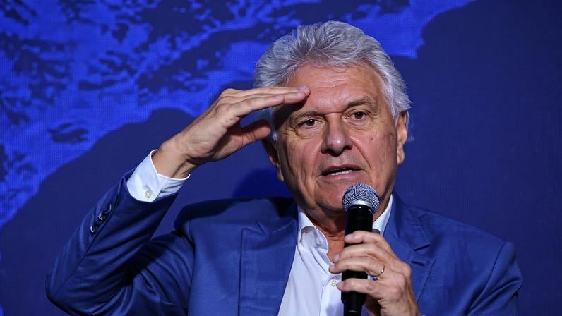 Ronaldo Caiado afirma que Flávio Bolsonaro perdeu condições de vencer Lula