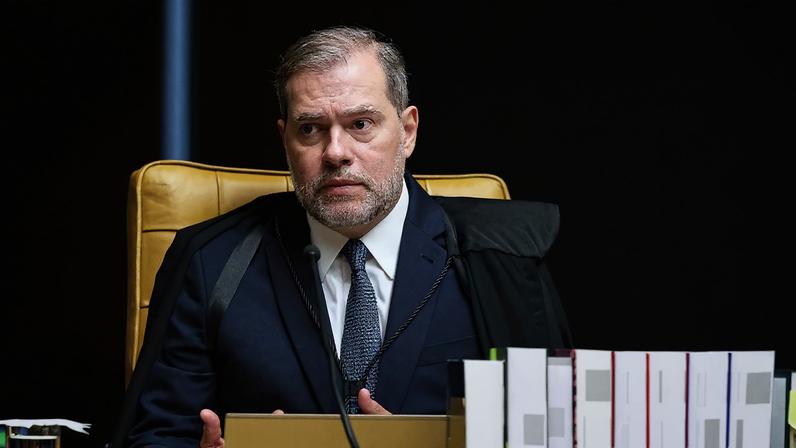 Toffoli nega censura em regulação das redes no 1º dia de julgamento