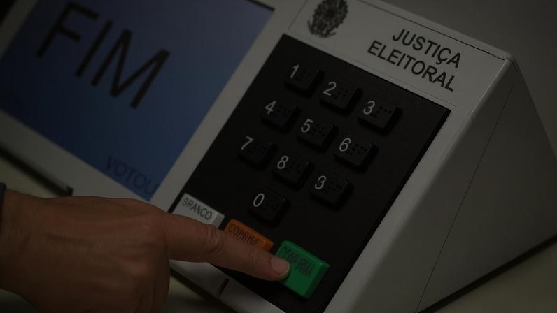 TSE divulga divisão do fundo eleitoral; PL e PT ficarão com as maiores fatias
