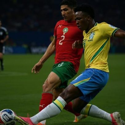 Vinícius Júnior admite atuação ruim do Brasil e pede melhora