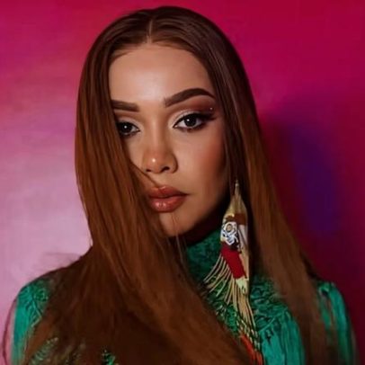 Viviane Batidão comenta semelhança com Anitta e celebra reconhecimento nacional