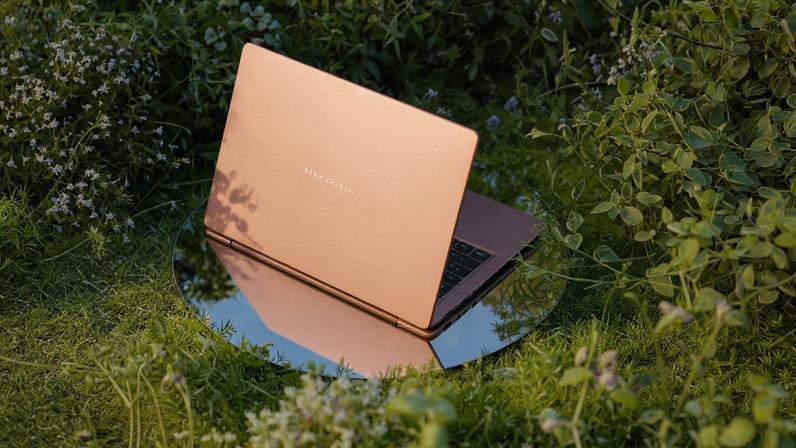 Zenbook 14 da Asus pode rivalizar com MacBook Neo, se preço for adequado