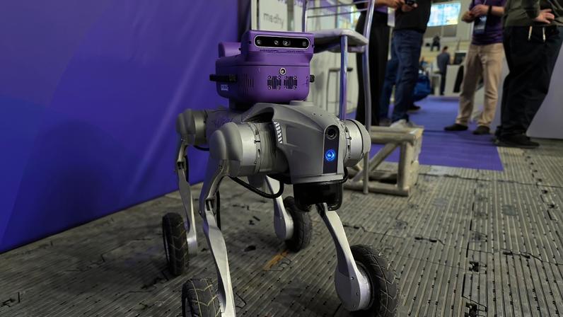 Startup brasileira cria cérebro com IA para robôs mais inteligentes