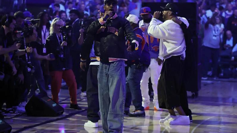 Wu-Tang Clan faz apresentação no intervalo do Jogo 4 das finais da NBA