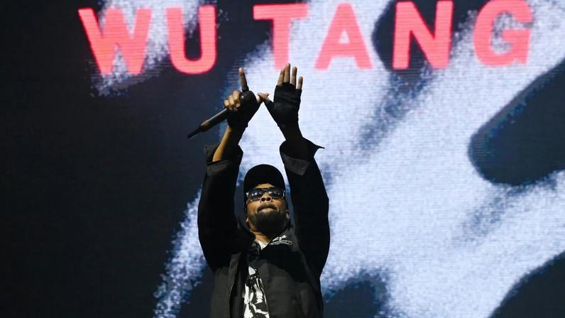 Wu-Tang Clan exibe devoção aos Knicks em intervalo das finais da NBA