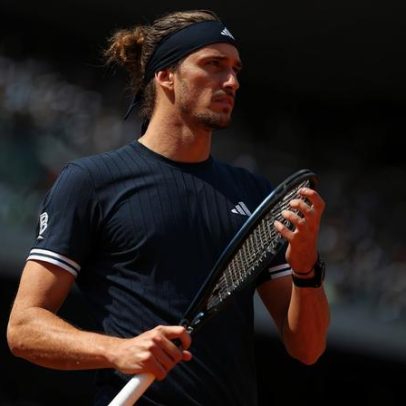 Zverev interrompe entrevista após pergunta sobre violência doméstica
