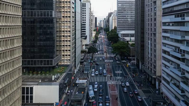 Av. Paulista, em São Paulo: ASA conta com 1.000 colaboradores, 32 escritórios no Brasil e no exterior e tem R$ 27,8 bilhões em ativos sob gestão. (Foto: Tuane Fernandes/Bloomberg)
