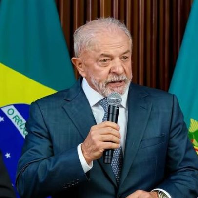 Na política e na Copa, quem erra menos vence