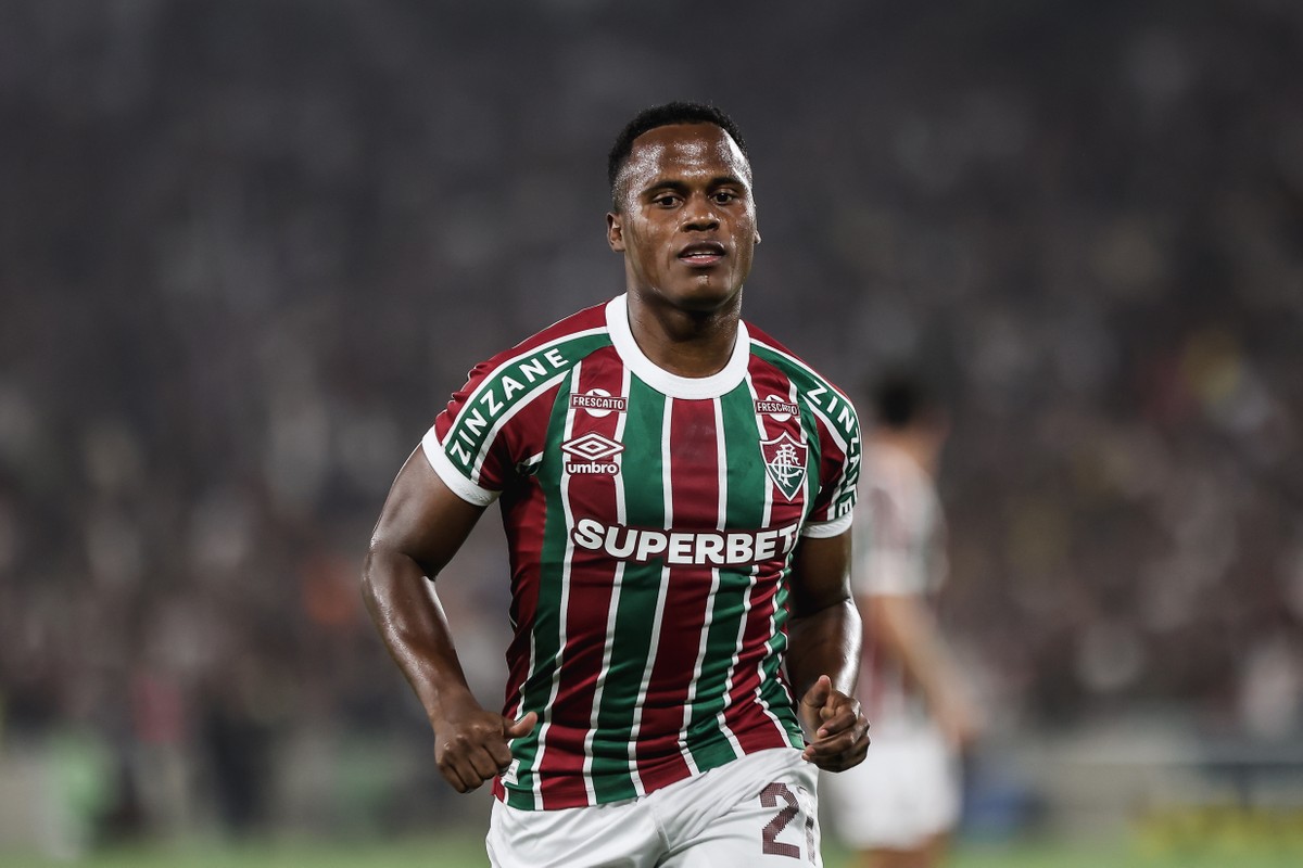 Thiago Silva critica pênalti não marcado e lamenta saída de Arias do Fluminense John Arias — Foto: LUCAS MERÇON / FLUMINENSE F.C.