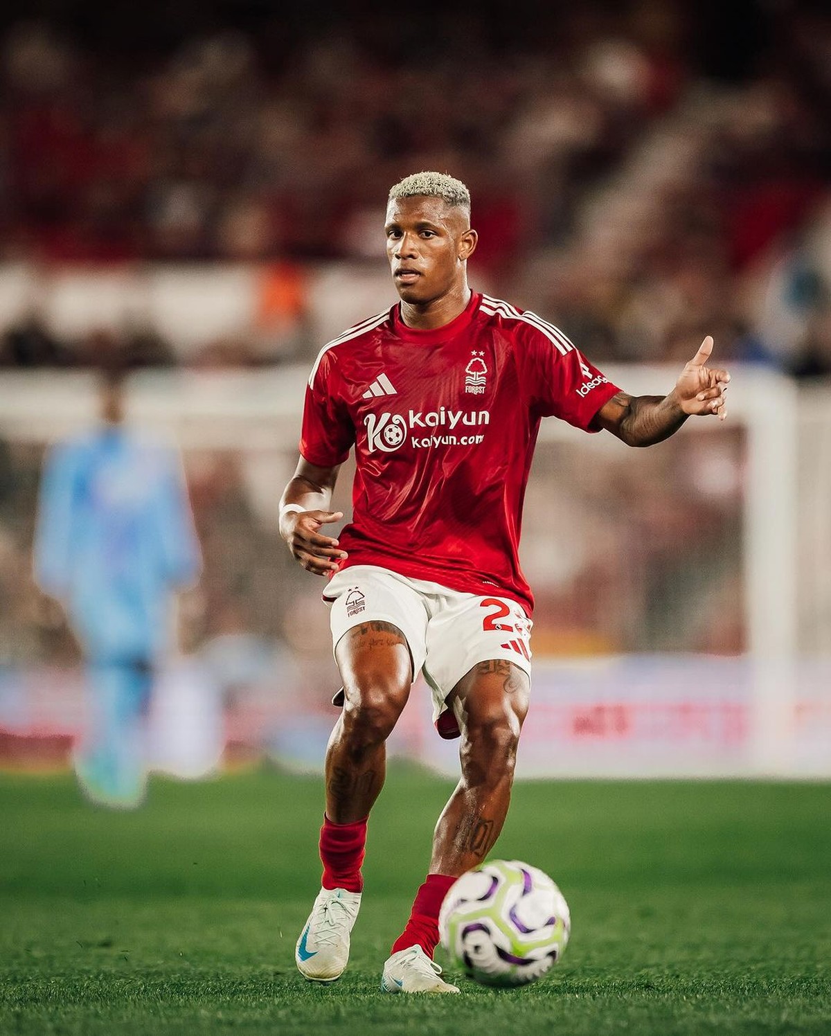 Danilo, volante do Nottingham Forest (Foto: Reprodução/Redes sociais)