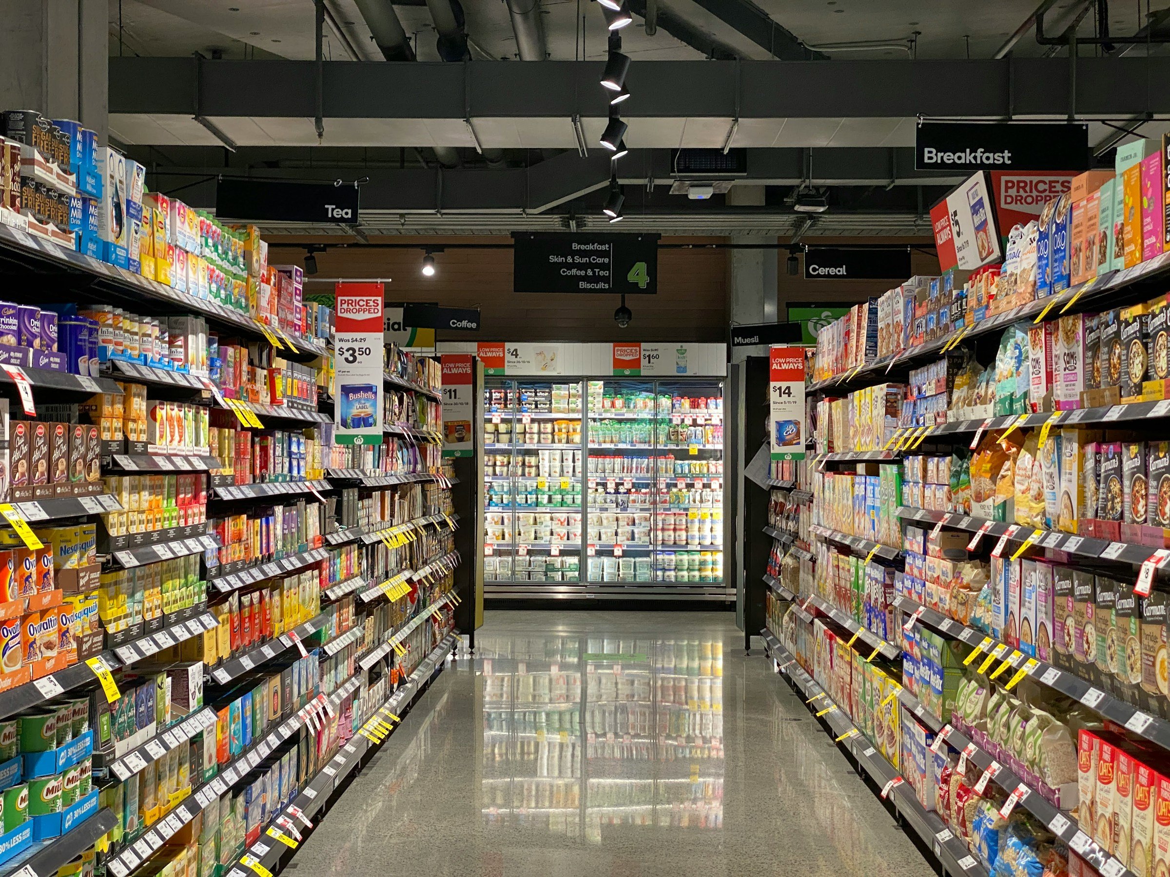 Inflação nos EUA volta ao foco com divulgação do CPI (Foto: Franki Chamaki /Unsplash)