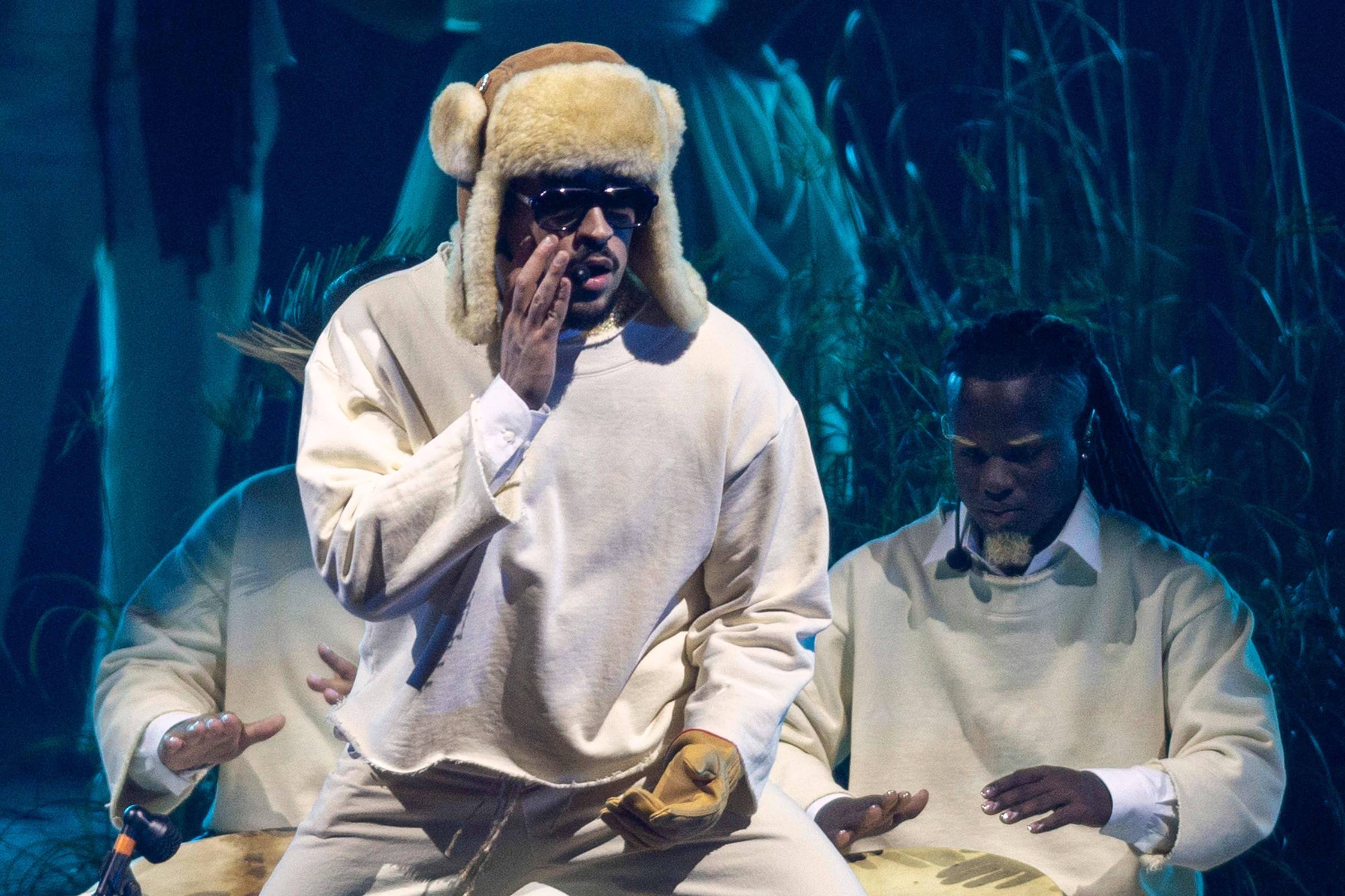 Bad Bunny celebra cultura porto-riquenha em residência artística em San Juan Bad Bunny durante o primeiro show de sua residência artística de 30 apresentações em San Juan, capital de Porto Rico (Foto: Ricardo Arduengo/AFP)