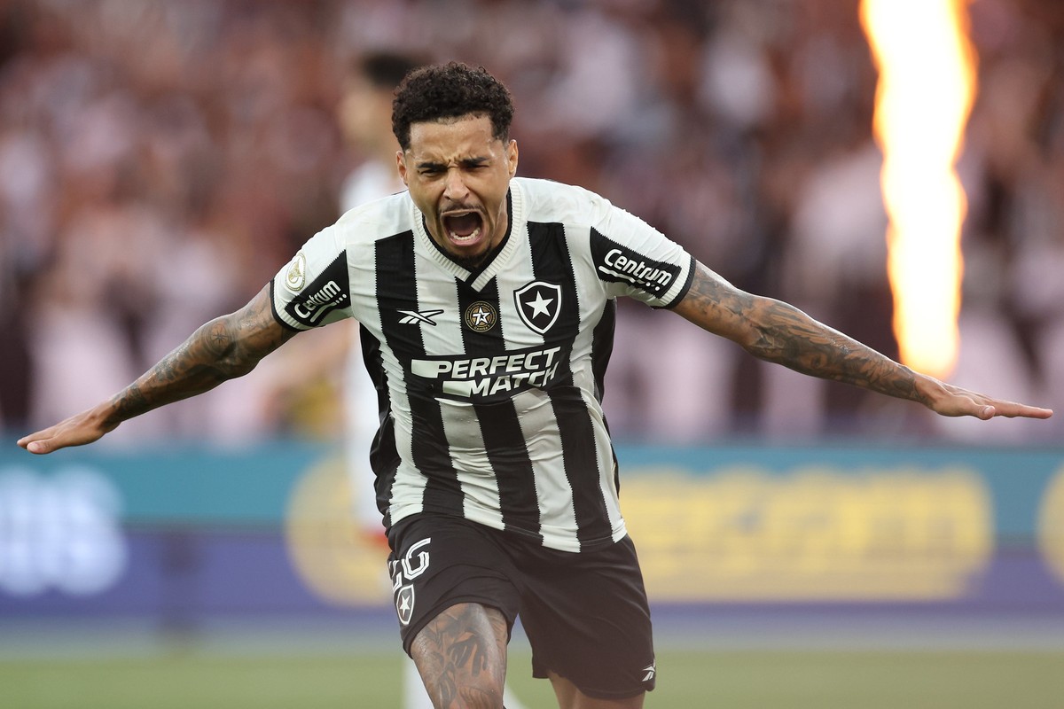 Gregore faz gol do título brasileiro do Botafogo (Foto: Vitor Silva/Botafogo)