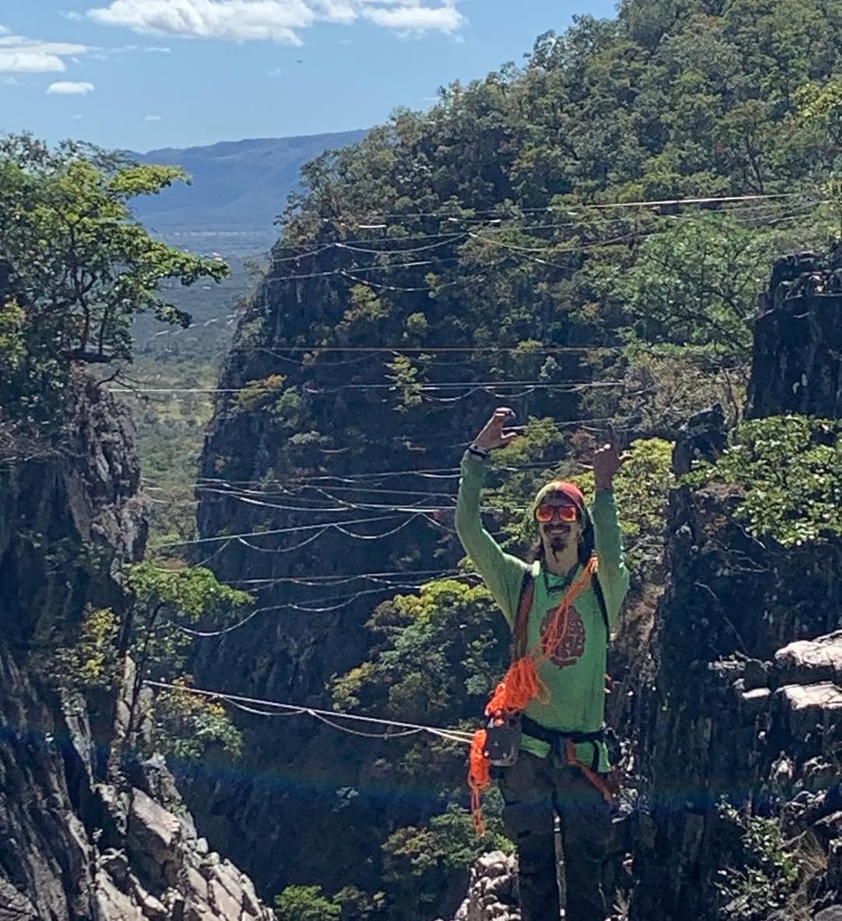 Praticante de highline, Gustavo Guimarães morreu após cair de altura de 50 metros na Chapada dos Veadeiros (Foto: Reprodução)