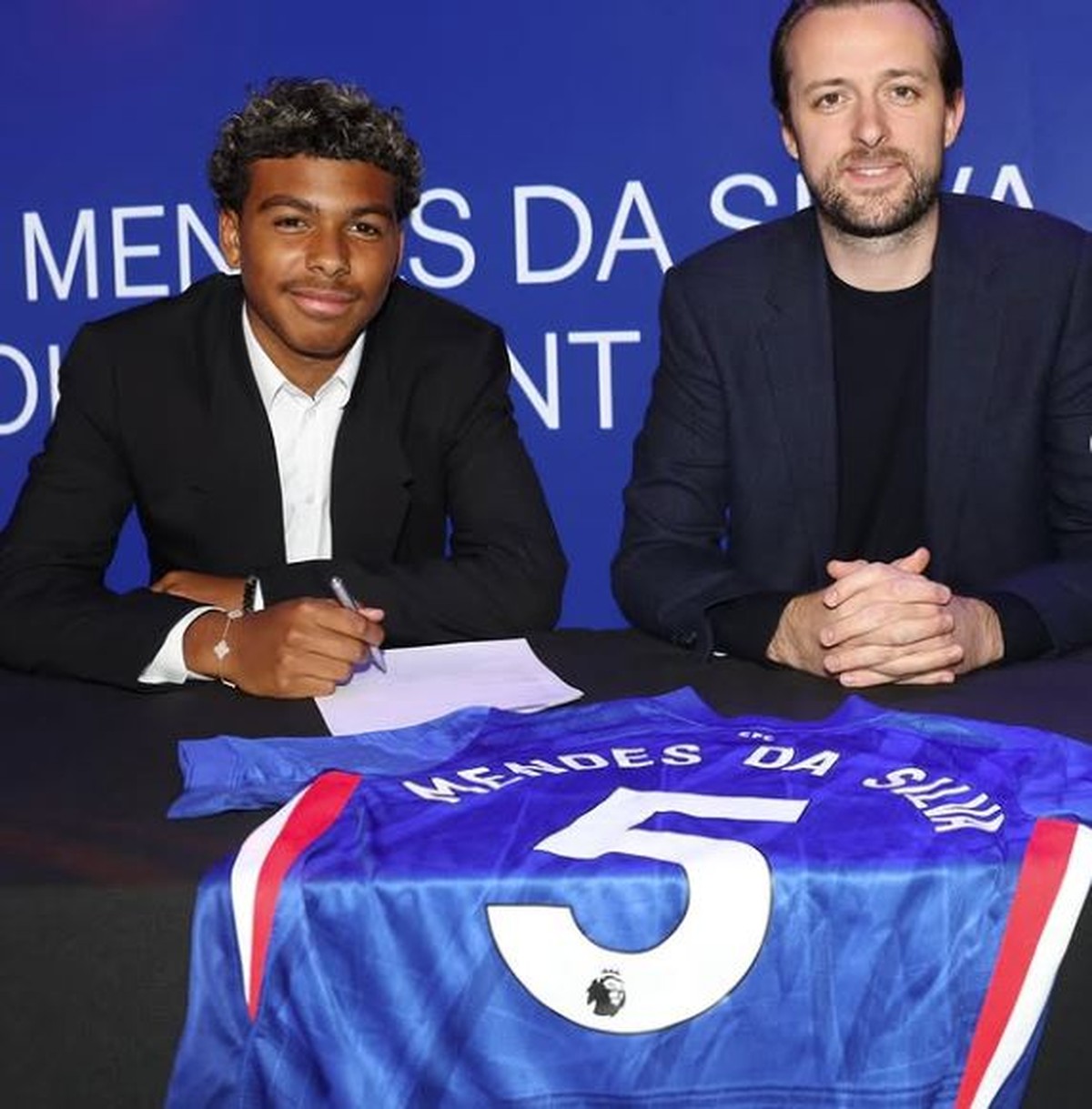 Isago Silva, filho do zagueiro Thiago Silva, assinou contrato de scholarship com o Chelsea (Foto: Reprodução)