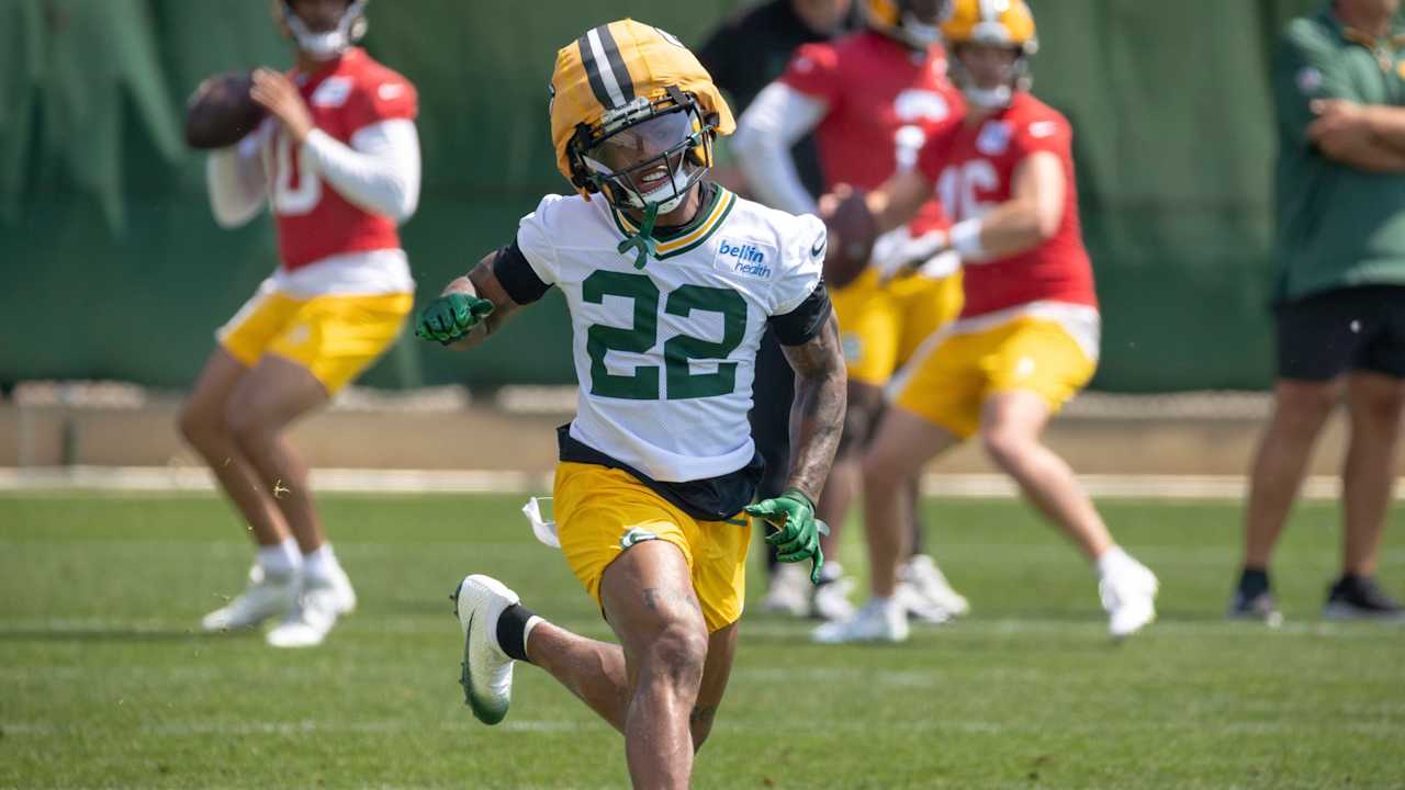 Matthew Golden se destaca e promete ajudar os Packers na busca pelo troféu Lambeau Matthew Golden se destaca e promete ajudar os Packers na busca pelo troféu Lambeau