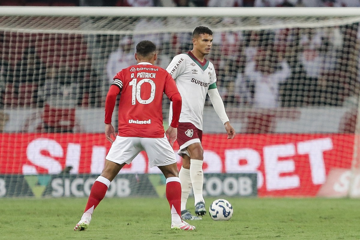 Internacional busca vitória contra Fluminense no jogo de ida da Copa do Brasil Fluminense e Internacional duelam pelas oitavas de final da Copa do Brasil (Foto: LUCAS MERÇON / FLUMINENSE F.C.)