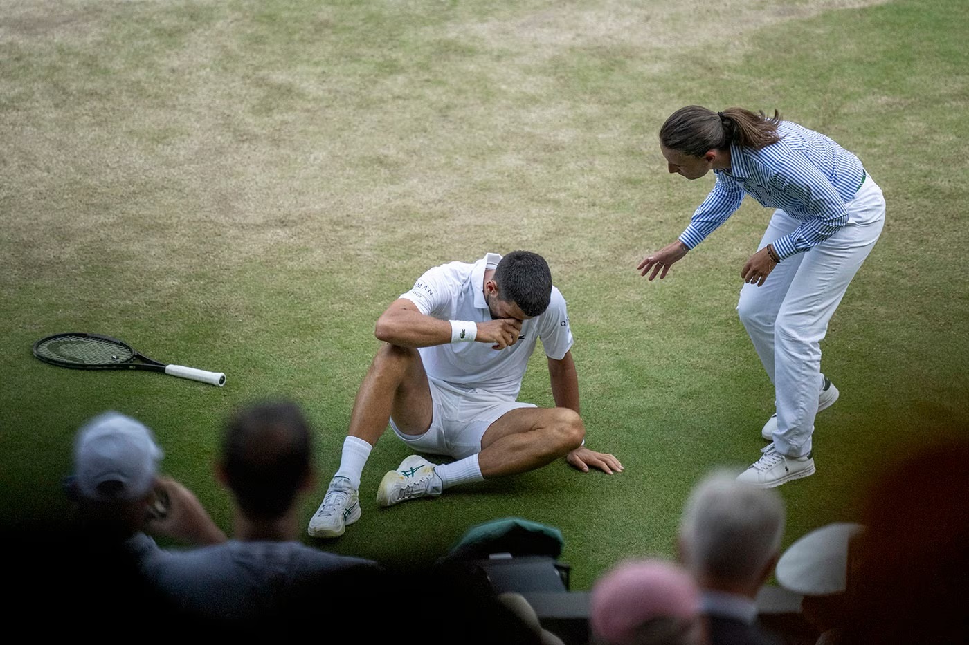 Djokovic desiste de treino antes das semifinais e gera preocupação entre fãs