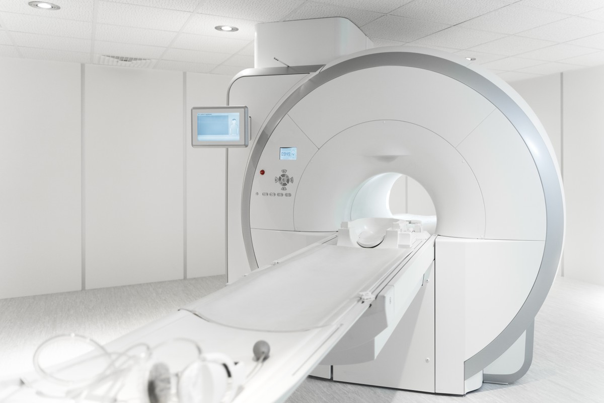 Máquina de ressonância magnética causa acidente inusitado com homem nos EUA Máquina de ressonância magnética (Foto: Freepik)