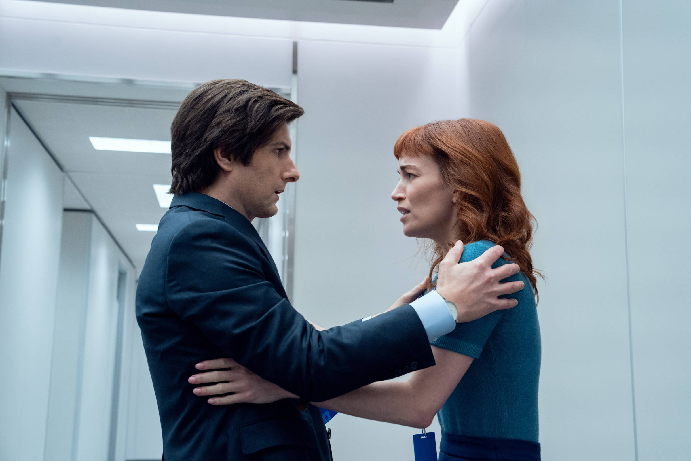 Séries 'Ruptura' e 'The Pitt' são indicadas ao Emmy; anúncio acontece amanhã Cena da segunda temporada da série 'Ruptura' (Foto: Jon Pack/Divulgação)