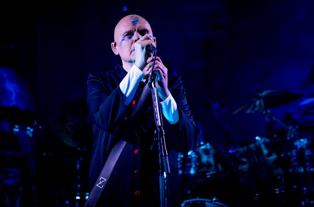 Billy Corgan comenta sobre o show final 'lindo e agridoce' do Black Sabbath Billy Corgan comenta sobre o show final 'lindo e agridoce' do Black Sabbath