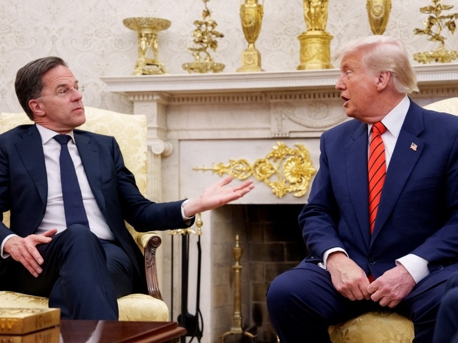 Secretário-geral da Otan, Mark Rutte, e o presidente dos Estados Unidos, Donald Trump (Foto: Andrew Harnik/Getty Images North America/Getty Images via AFP)
