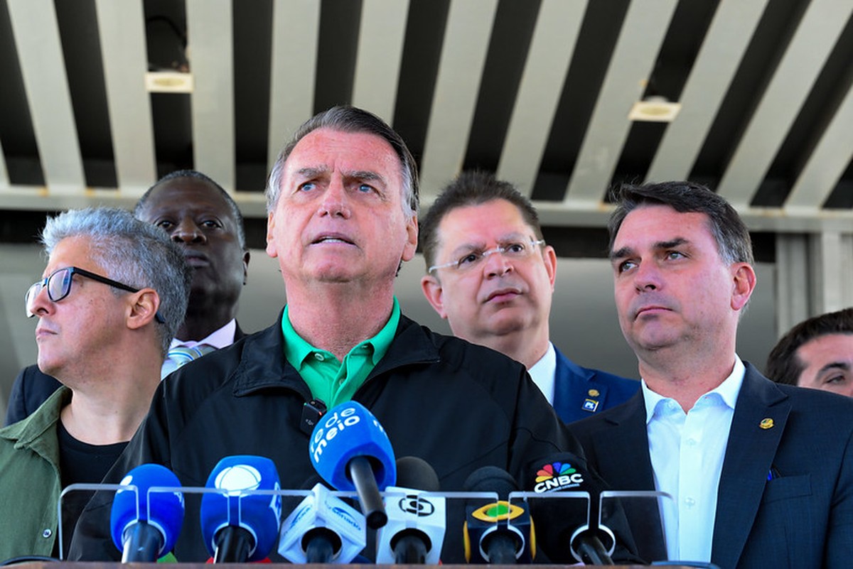 O ex-presidente Jair Bolsonaro, em entrevista após visita ao Senado — Foto: Edilson Rodrigues/Agência Senado/17-07-2025