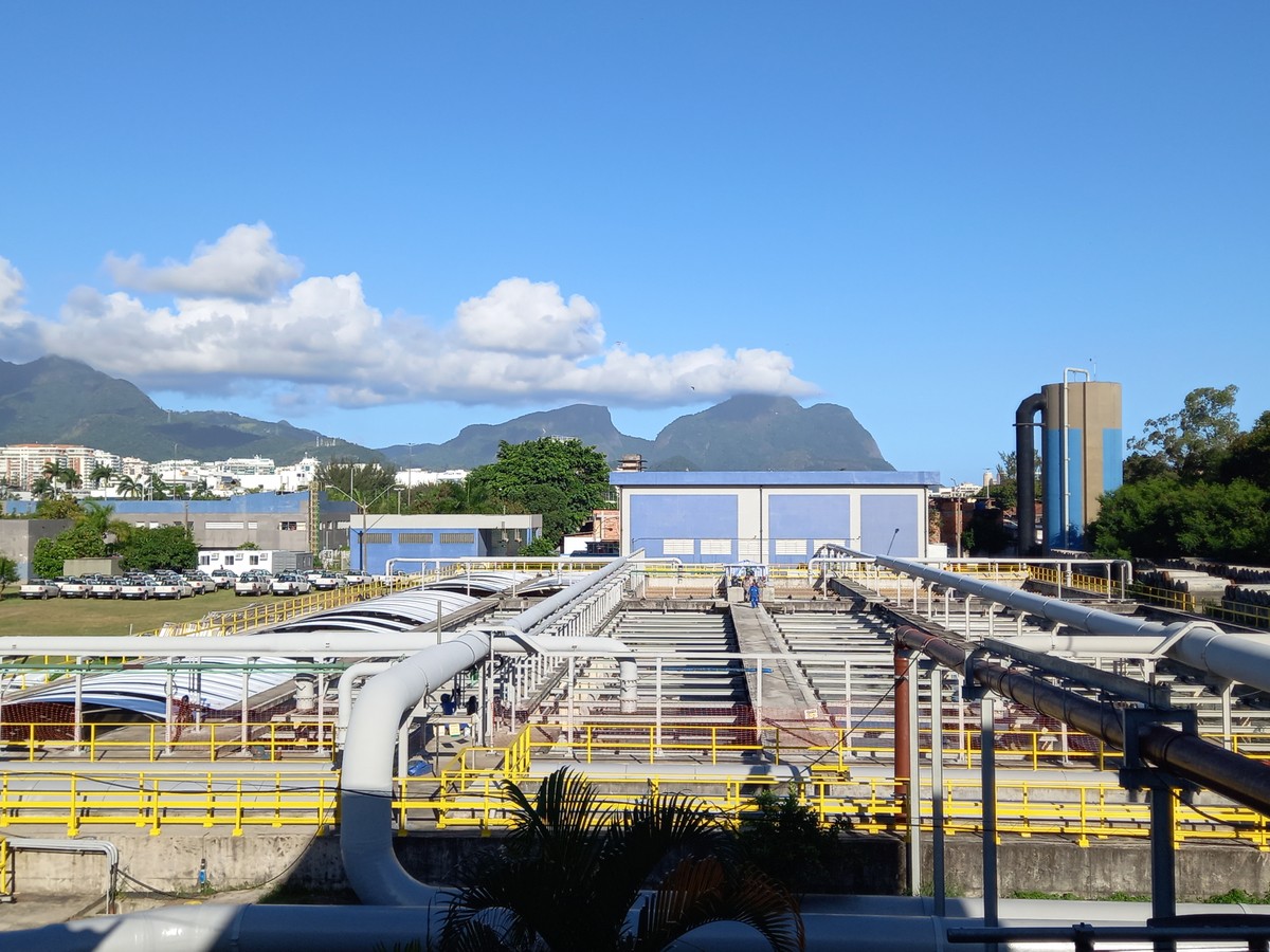 Moradores denunciam falhas na ETE da Barra e pedem audiência com governador Vista aérea da Estação de Tratamento de Esgoto (ETE) da Barra da Tijuca, que passará a ter 50% a mais da capacidade atual (Foto: DIVULGAÇÃO)